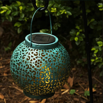 Lucerna Traditional Metal LED Garden Light Weatherproof Patio Pathway Lantern