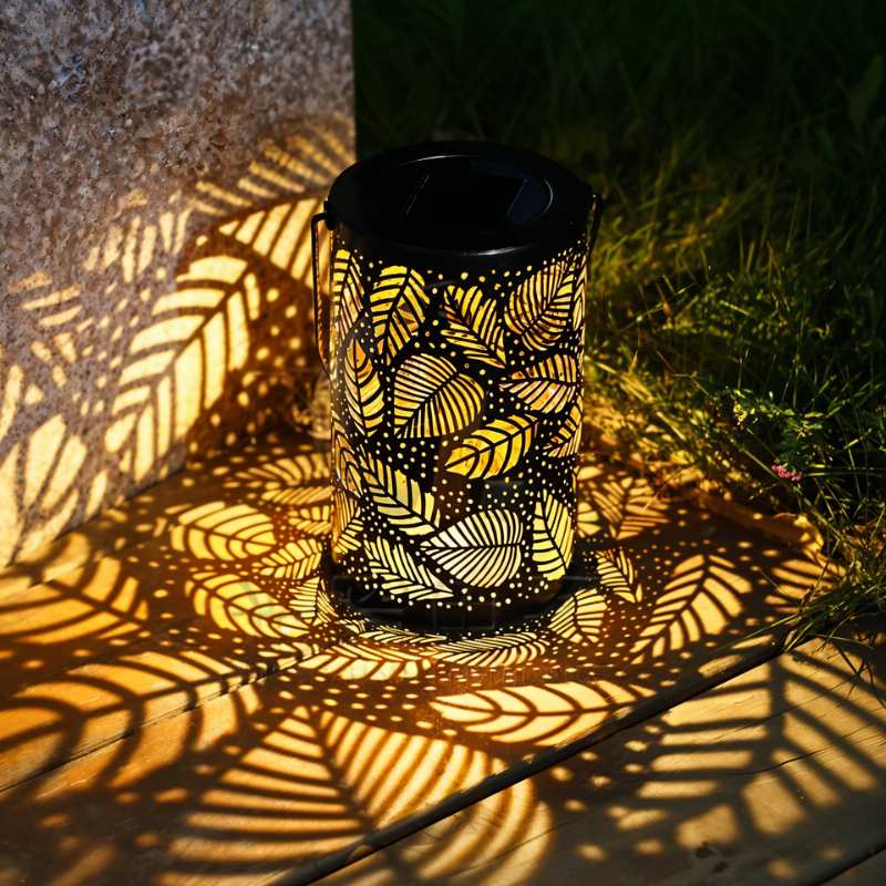 Lucerna Traditional Metal LED Garden Light Weatherproof Patio Pathway Lantern